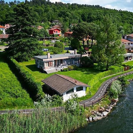 Casa Gaiani Villetta In Riva Al Lago Vista Mozzafiato Varano Borghi Dış mekan fotoğraf