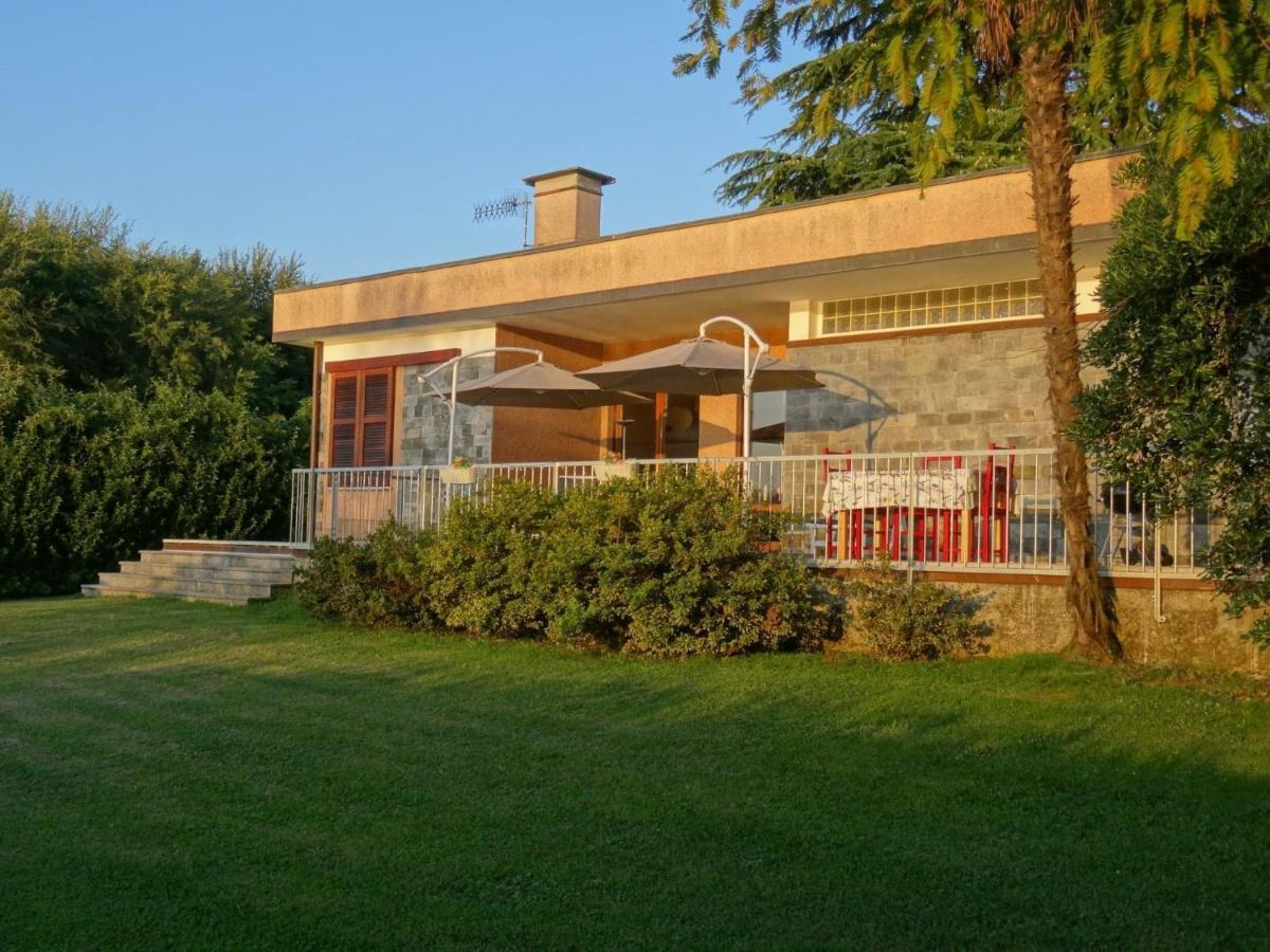 Casa Gaiani Villetta In Riva Al Lago Vista Mozzafiato Varano Borghi Dış mekan fotoğraf