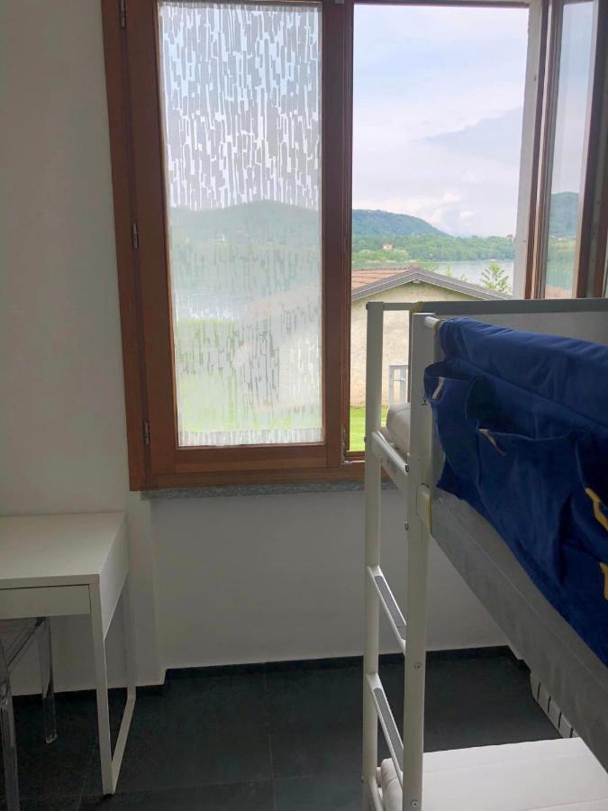 Casa Gaiani Villetta In Riva Al Lago Vista Mozzafiato Varano Borghi Dış mekan fotoğraf
